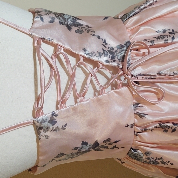 Teeze Me Pink / Gray Flare Dress - Picture 5 of 11